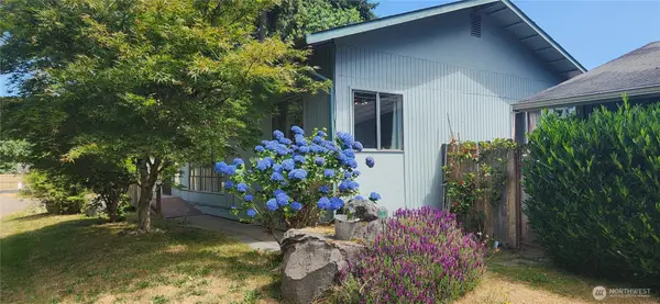 2447 Erlands Point Road Nw, Bremerton, WA 98312