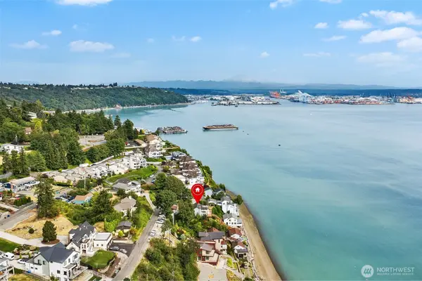 4512 Layman Ter Ne, Tacoma, WA 98422