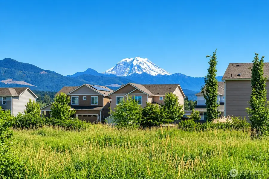 516 Petersen Drive E, Enumclaw, WA 98022 - #2