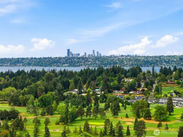 8900 NE 16th Street, Clyde Hill, WA 98004