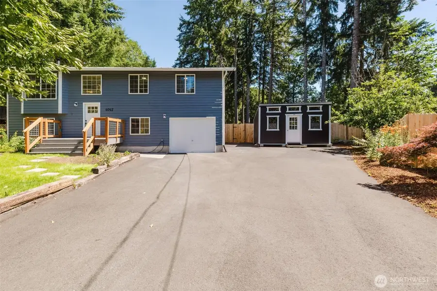4042 Chinook Place Nw, Bremerton, WA 98312 - #2