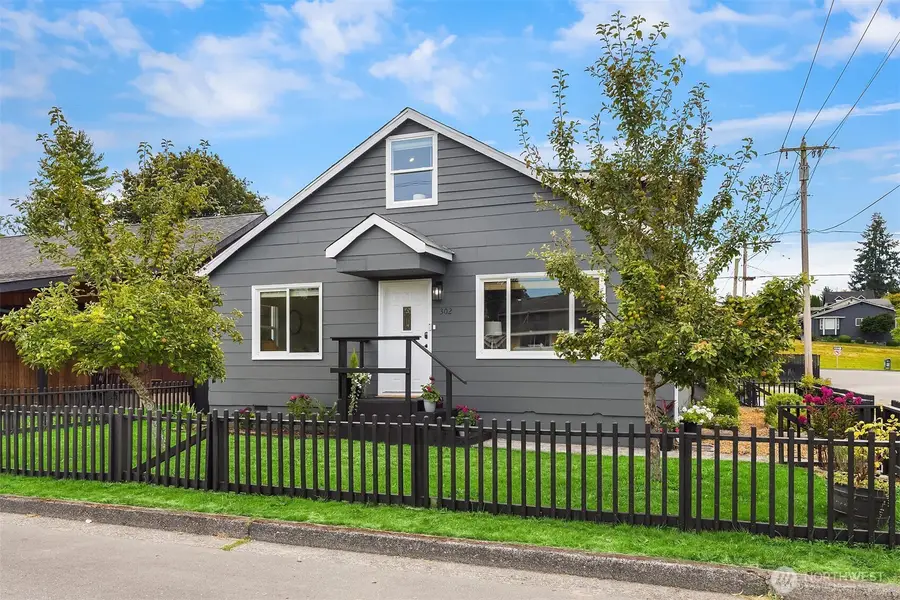 302 E Gilman Avenue, Arlington, WA 98223 - #3