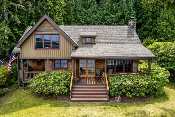 33707 South Shore Drive, Mount Vernon, WA 98274