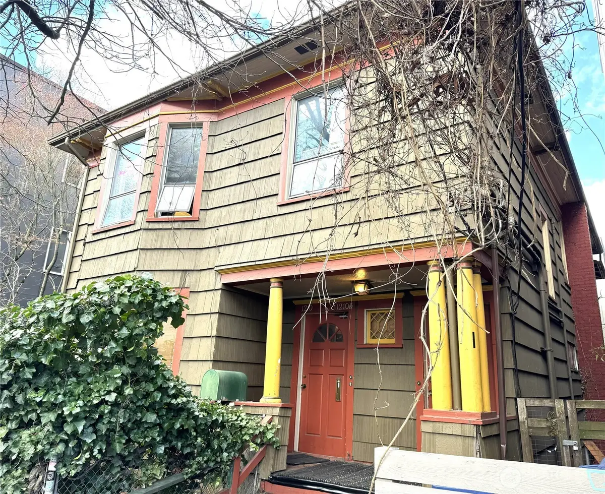 1210 E Pine Street, Seattle, WA 98122 - #1