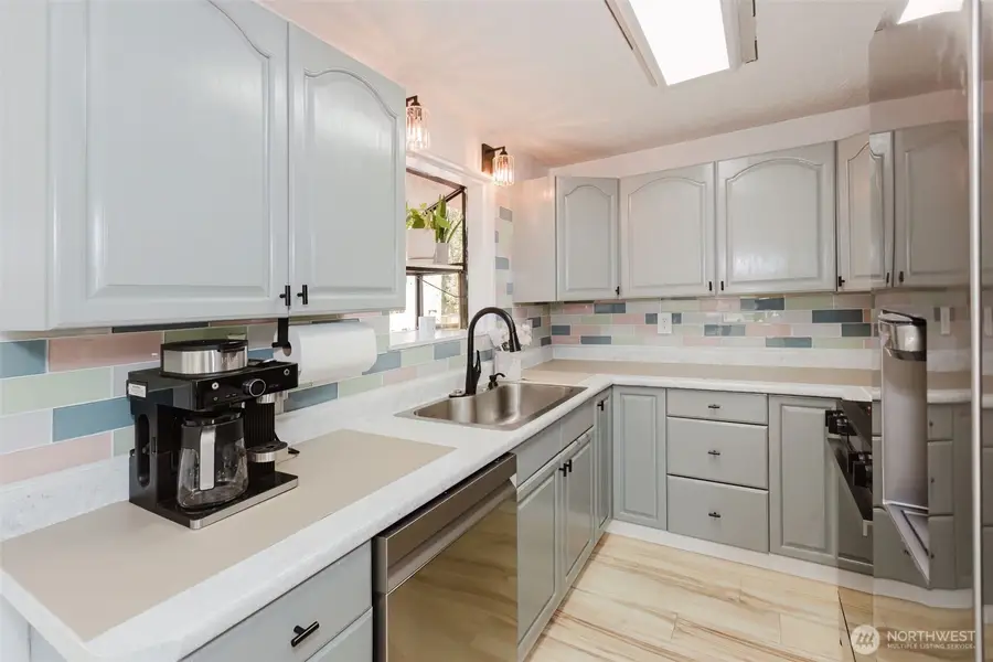 70 Tahuyeh Drive W, Bremerton, WA 98312 - #3