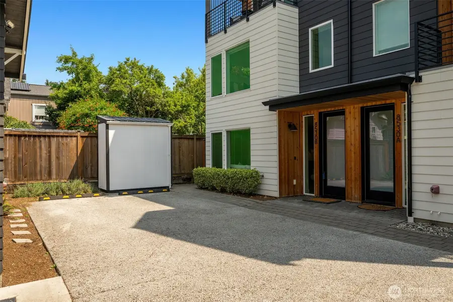 8530 13th Avenue Nw #B, Seattle, WA 98117 - #2