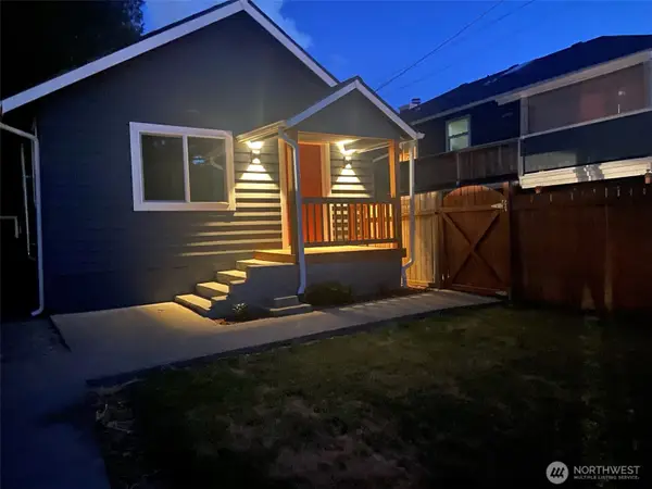 323 SW 108th Street, Seattle, WA 98146