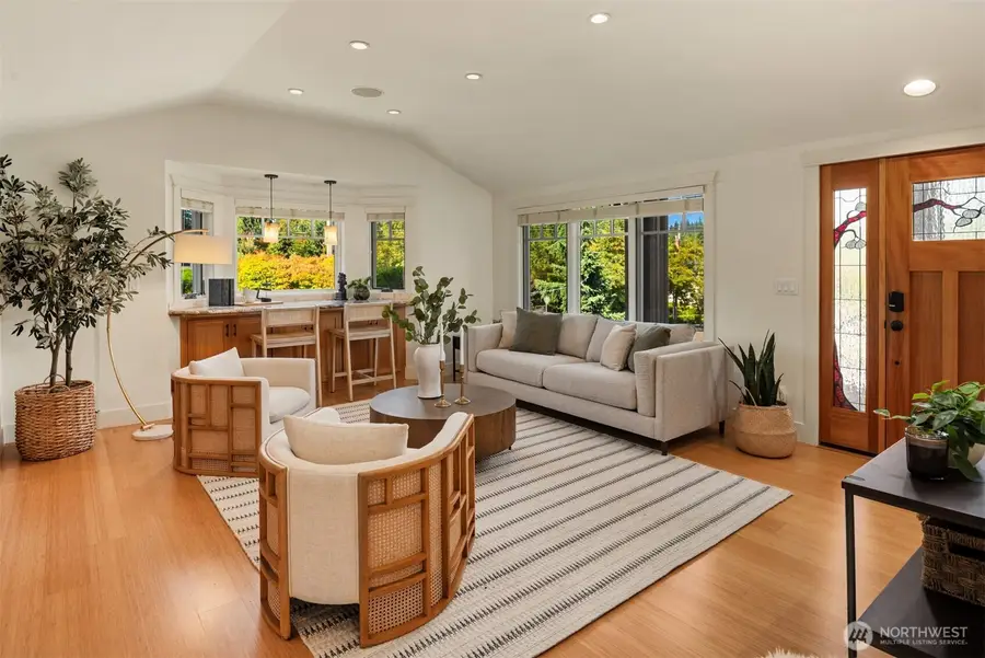 821 4th Street, Kirkland, WA 98033 - #3