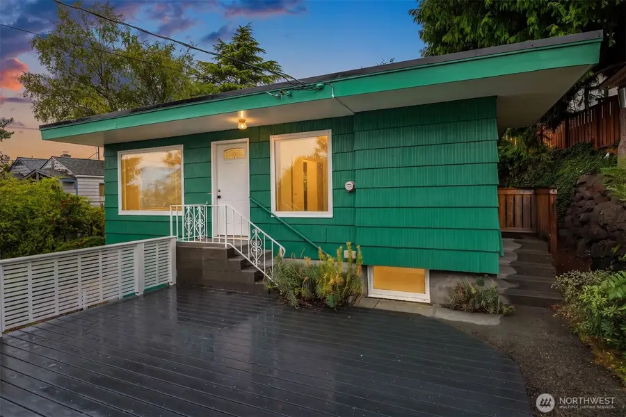 112 NW 44th Street, Seattle, WA 98107 - #3