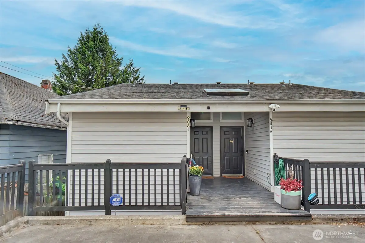908 Hiawatha Place S #B, Seattle, WA 98144 - #1