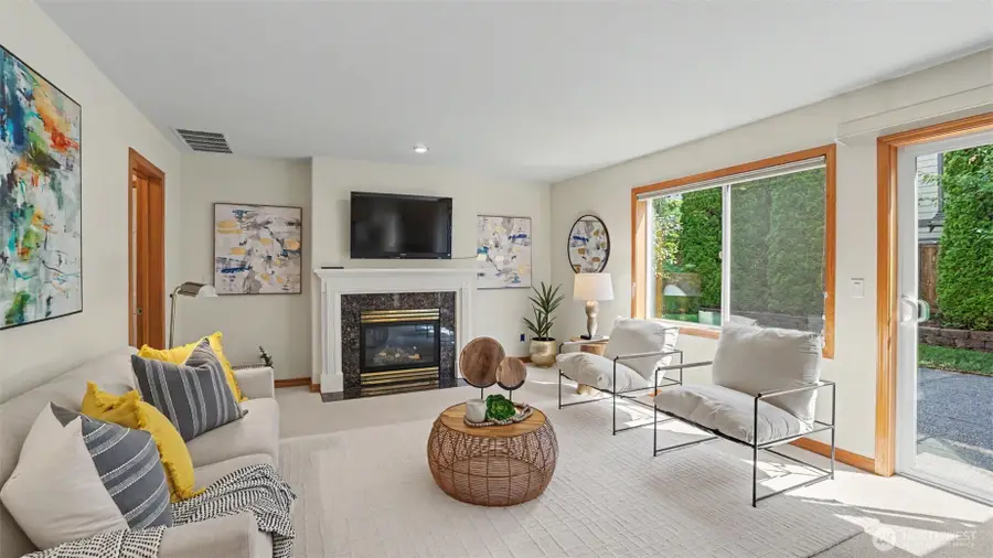 324 Quincy Avenue Ne, Renton, WA 98059 - #2