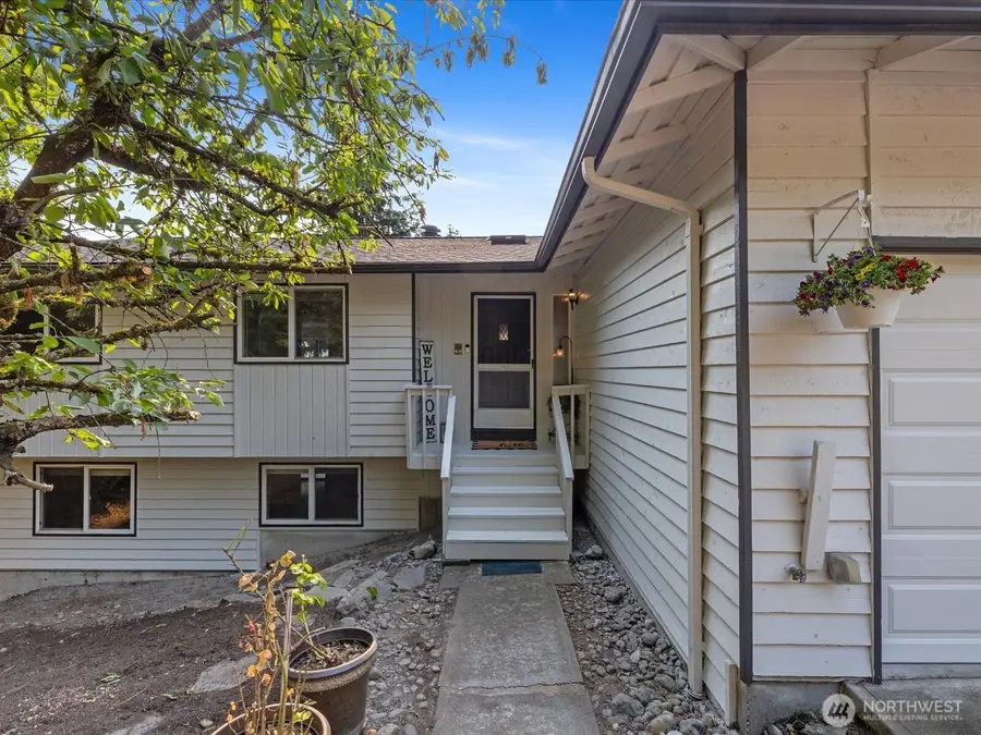 10830 Lake View Drive, Lake Stevens, WA 98258 - #3