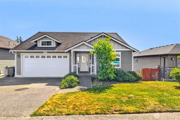1477 W Gateway Heights Loop, Sedro Woolley, WA 98284