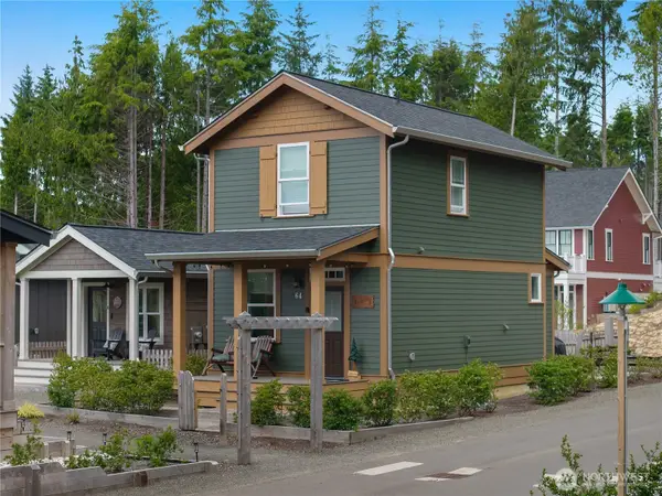 64 Bungalow Loop, Pacific Beach, WA 98571