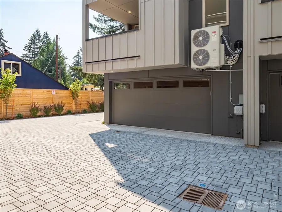 18032 Sunnyside Avenue N, Shoreline, WA 98133 - #3