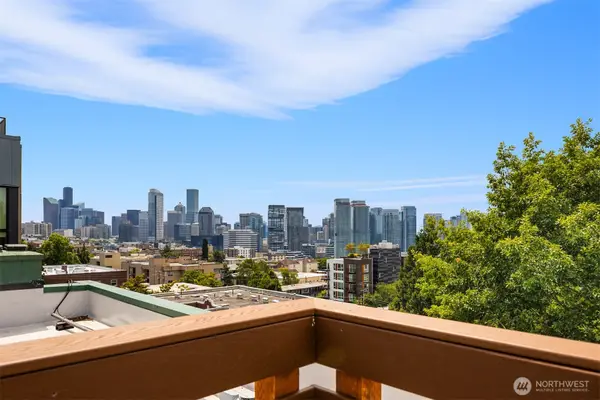 705 E Republican Street #102, Seattle, WA 98102