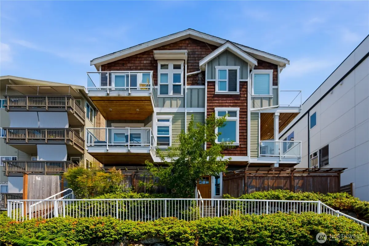 2540 14th Avenue W, Seattle, WA 98119 - #1