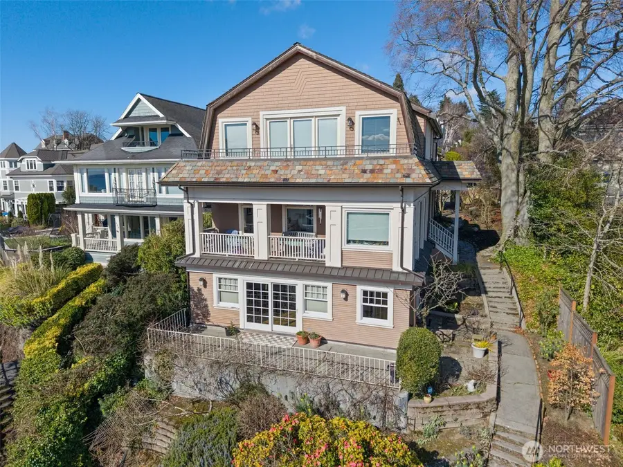 604 W Kinnear Place, Seattle, WA 98119 - #3