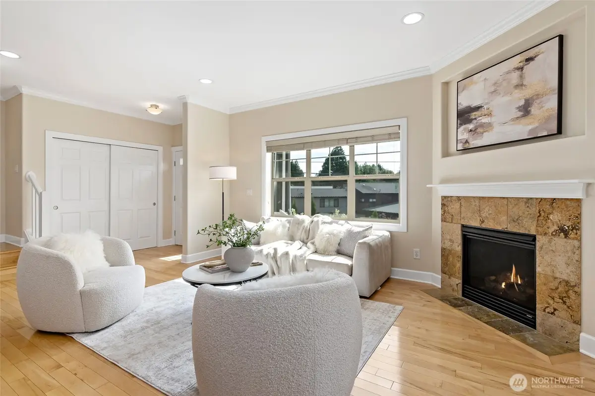 9541 Slater Avenue Ne, Kirkland, WA 98033 - #1