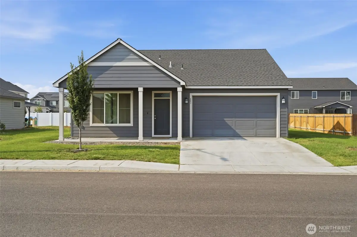 403 Emerald Avenue, Grandview, WA 98930 - #1