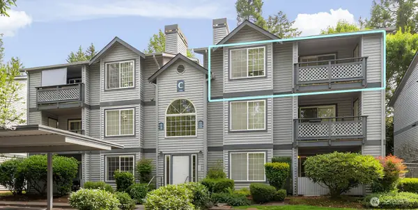 24018 26th Place S #C302, Des Moines, WA 98198