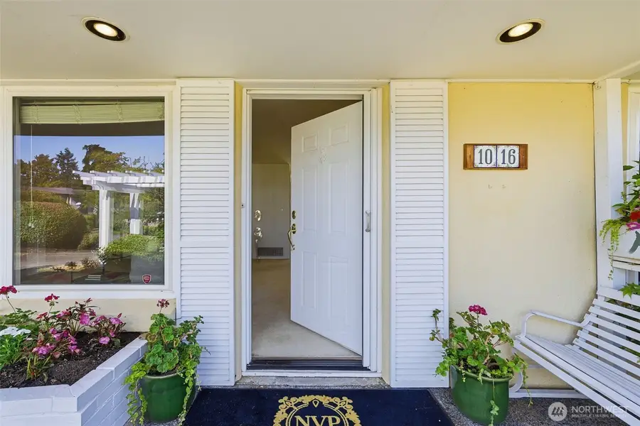 1016 Sunset Way, Bellevue, WA 98004 - #2