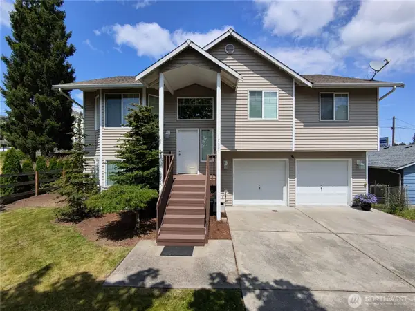 1709 Silver Lake Road, Everett, WA 98208