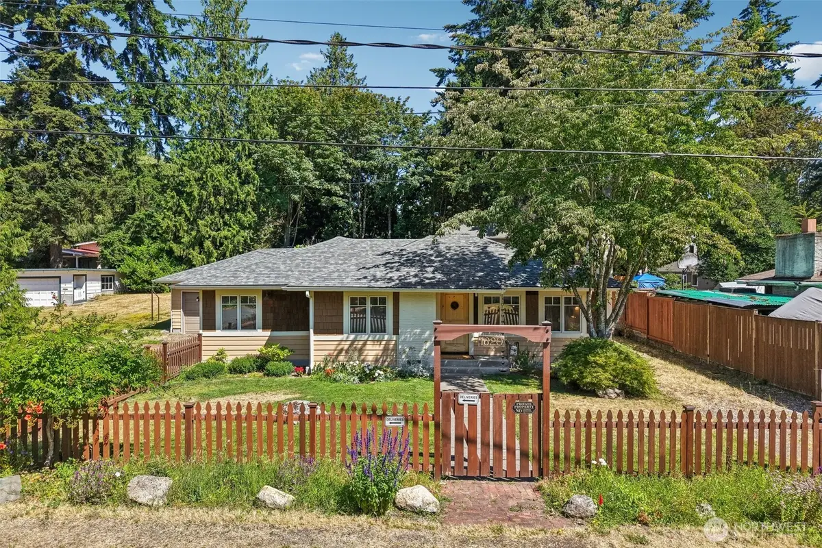 1620 N 183rd Street, Shoreline, WA 98133 - #1