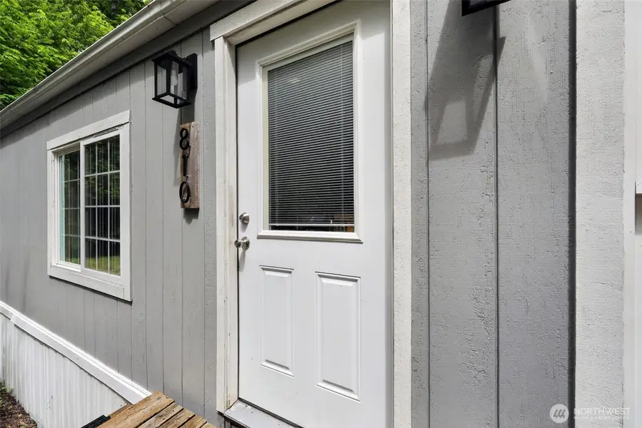 810 SE Totten Shores Drive, Shelton, WA 98584 - #3