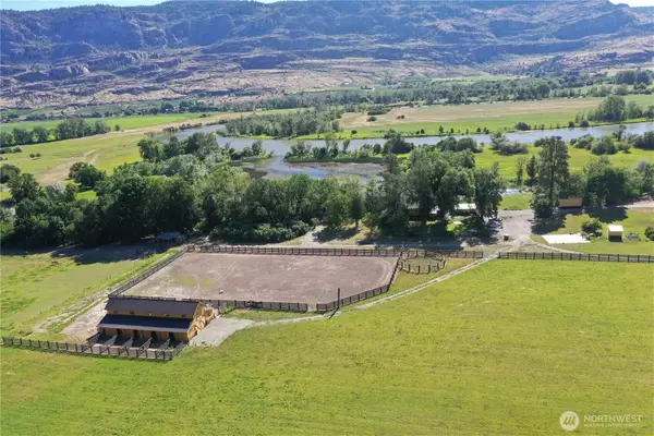 1650 Highway 7, Oroville, WA 98844