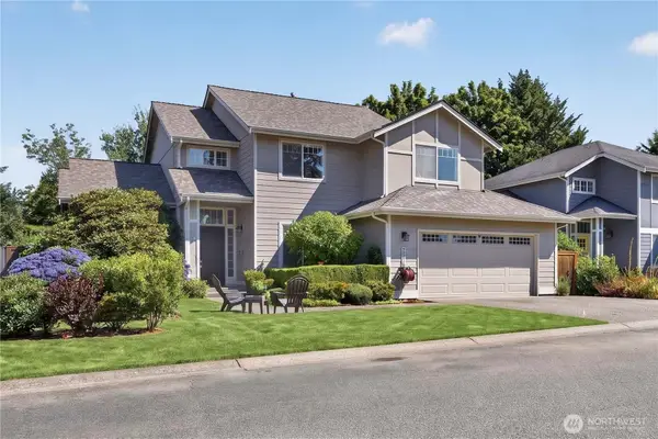 23610 SE 267th Place, Maple Valley, WA 98038