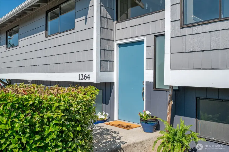 1264 Eagle Crest Drive, Oak Harbor, WA 98277 - #2