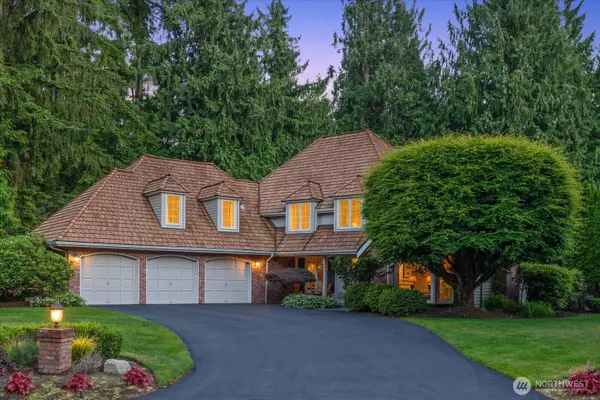 6807 214th Avenue Ne, Redmond, WA 98053