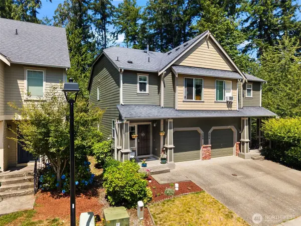 288 NE Fallon Court, Bremerton, WA 98311