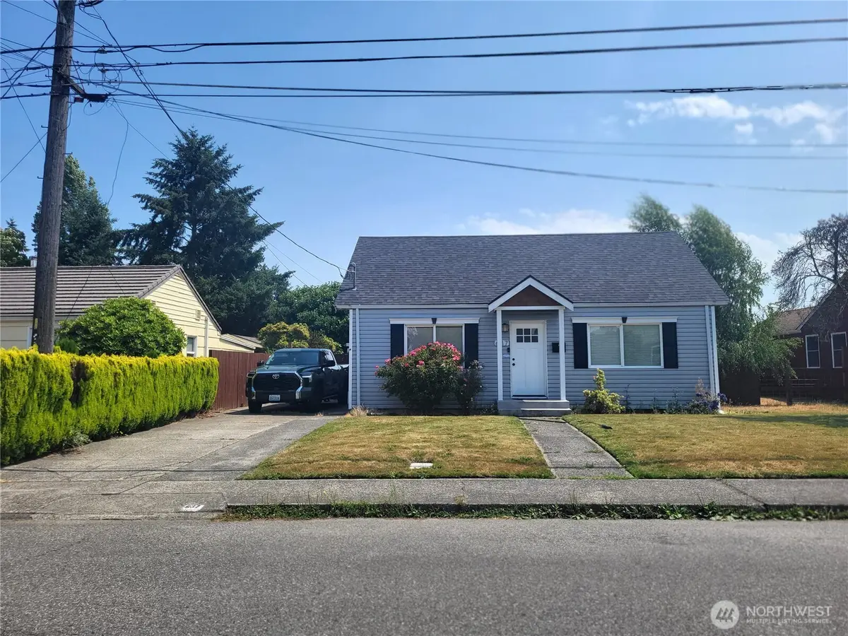 637 Macarthur Street, Tacoma, WA 98465 - #1