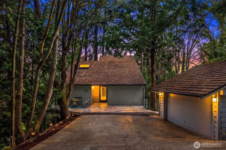 4429 E Mercer Way, Mercer Island, WA 98040 - #2