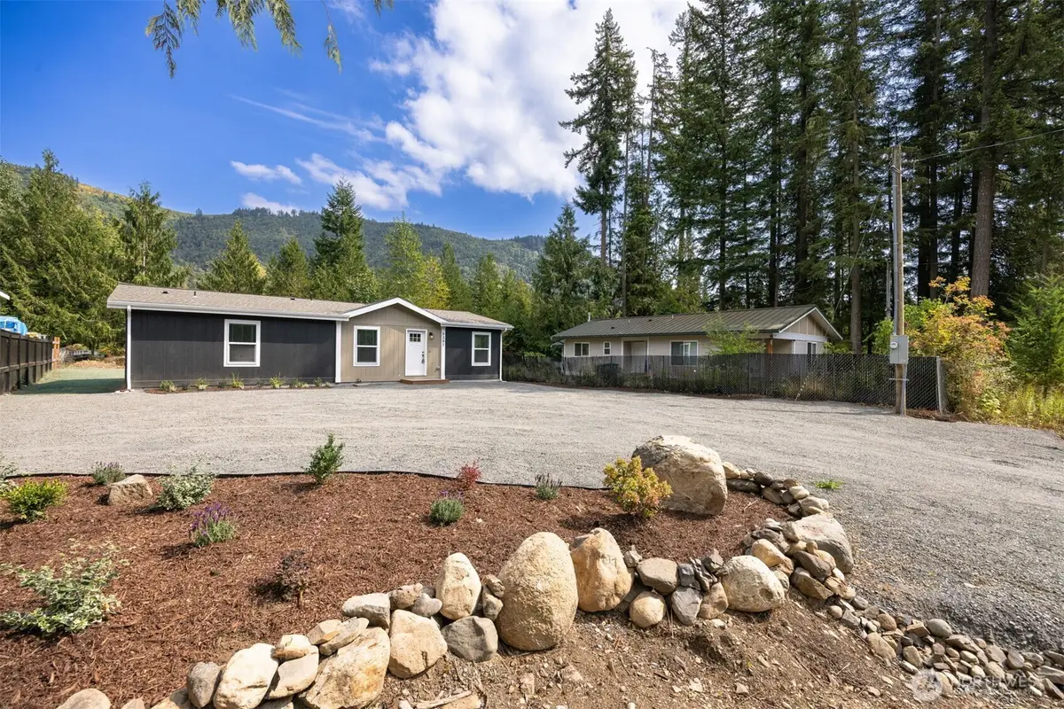 8381 Golden Valley Boulevard, Maple Falls, WA 98266 - #1