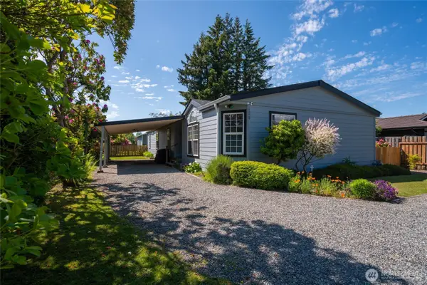 124 N Central Avenue, Sedro Woolley, WA 98284