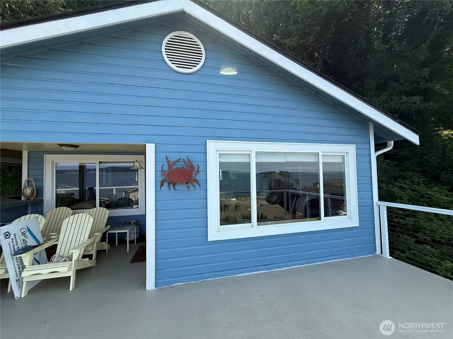 633 Maple Grove Rd, Camano Island, WA 98282 - #3