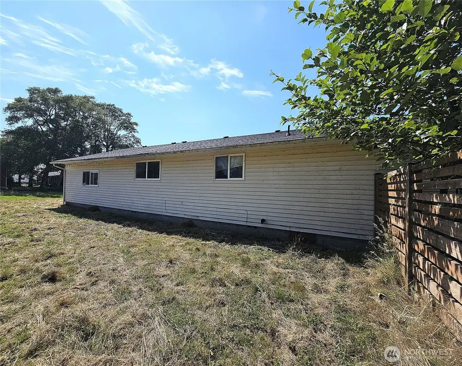 7207 Captain Robert Gray Drive, Ilwaco, WA 98624 - #3