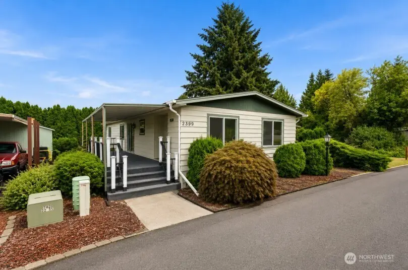 2399 Nightingale Lane, Kelso, WA 98626 - #2