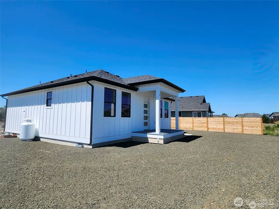 446 Salina Cruz Avenue Sw, Ocean Shores, WA 98569 - #3