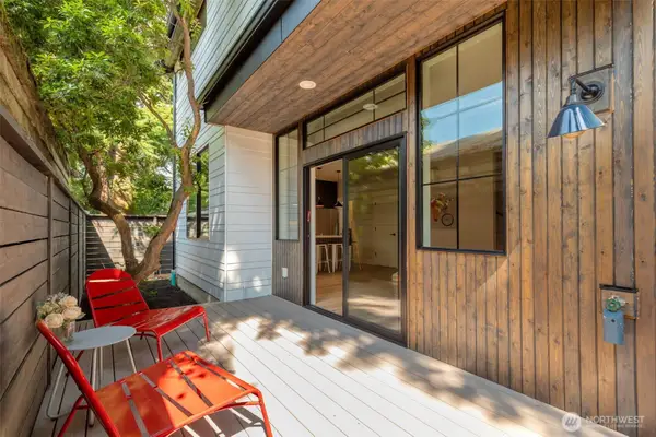 12713 4th Avenue Nw, Seattle, WA 98177