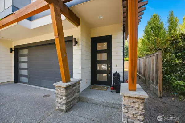 19225 Damson Road #F-4, Lynnwood, WA 98036