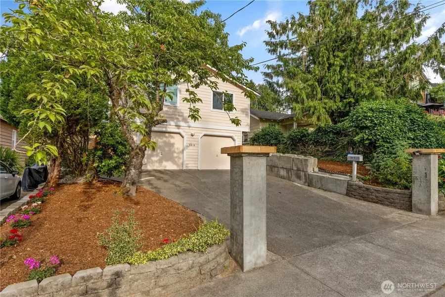 5016 26th Avenue Sw, Seattle, WA 98106 - #2