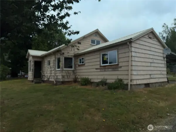 1507 Park Avenue, Raymond, WA 98577