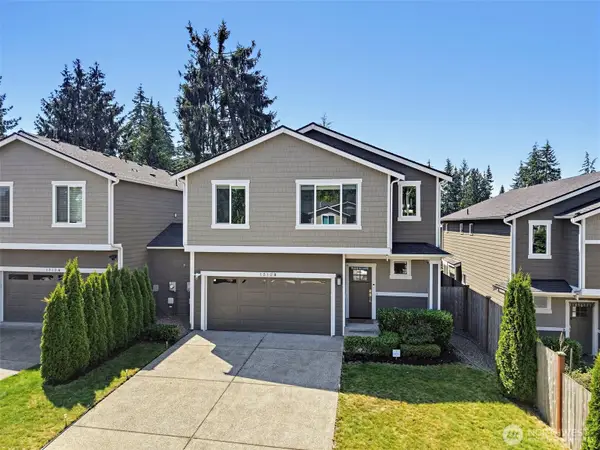 1312 170th Place Sw #B, Lynnwood, WA 98037