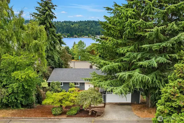 5761 110th Ave Se, Bellevue, WA 98006