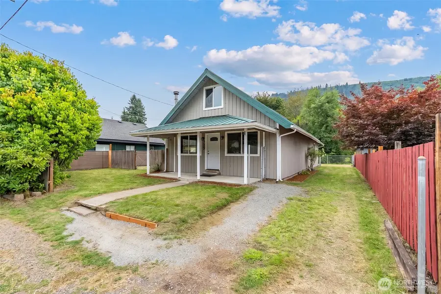 725 W Main Avenue, Morton, WA 98356 - #2