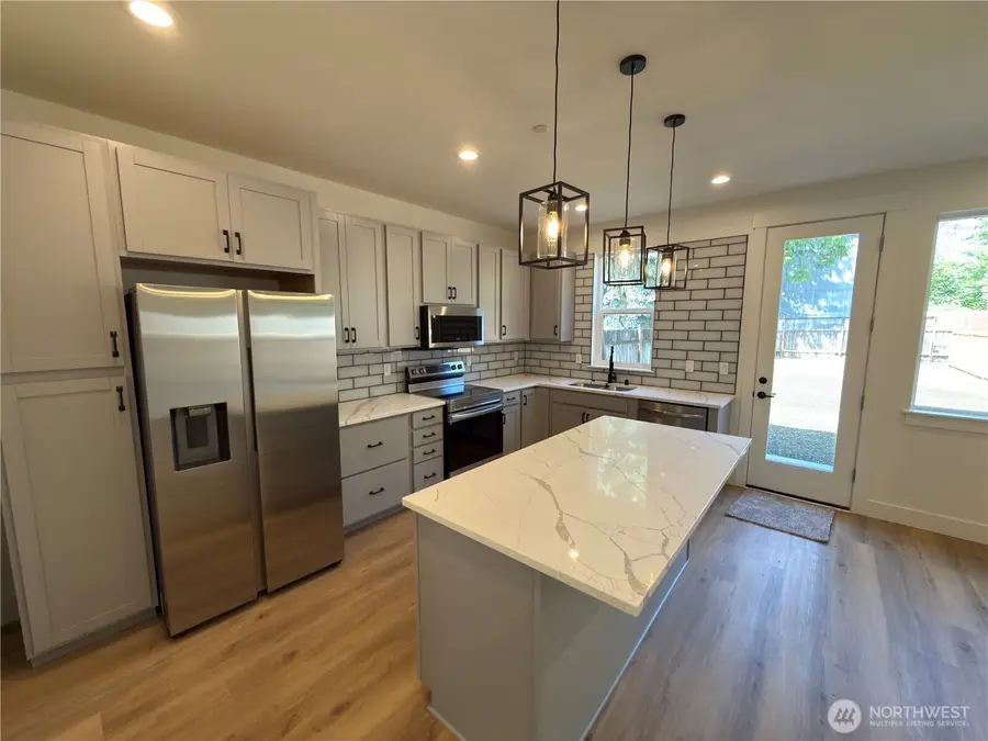 10528 13th Avenue W #B, Everett, WA 98204 - #3